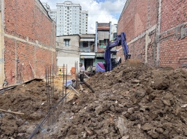 Khởi công làm móng 19/09