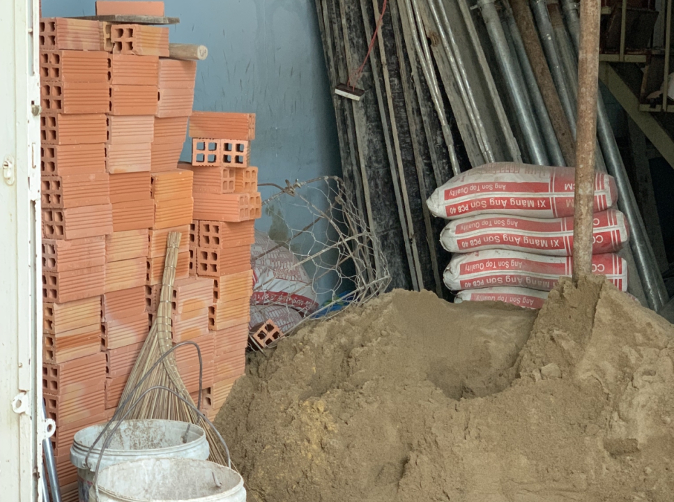 KHỞI CÔNG: LÊ VĂN PHAN