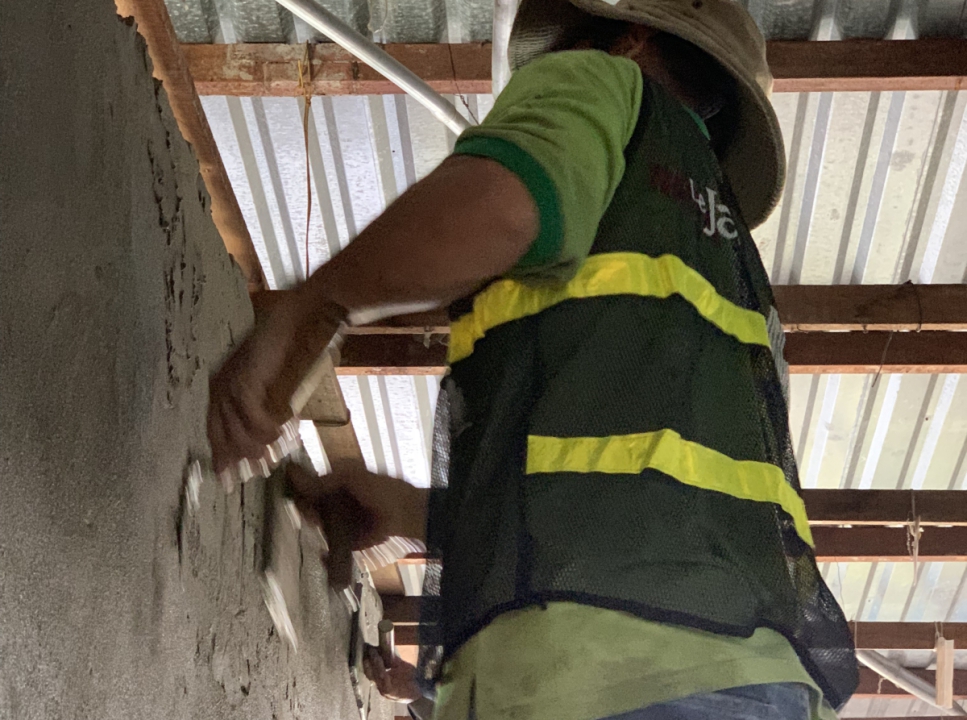 KHỞI CÔNG: LÊ VĂN PHAN