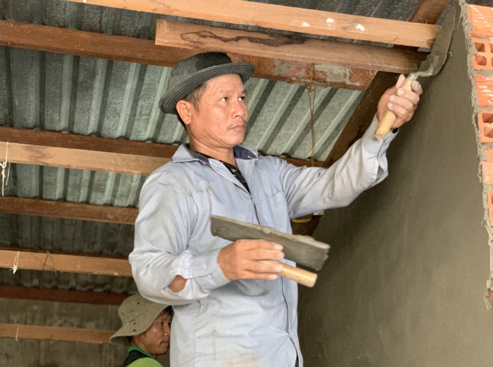 KHỞI CÔNG: LÊ VĂN PHAN