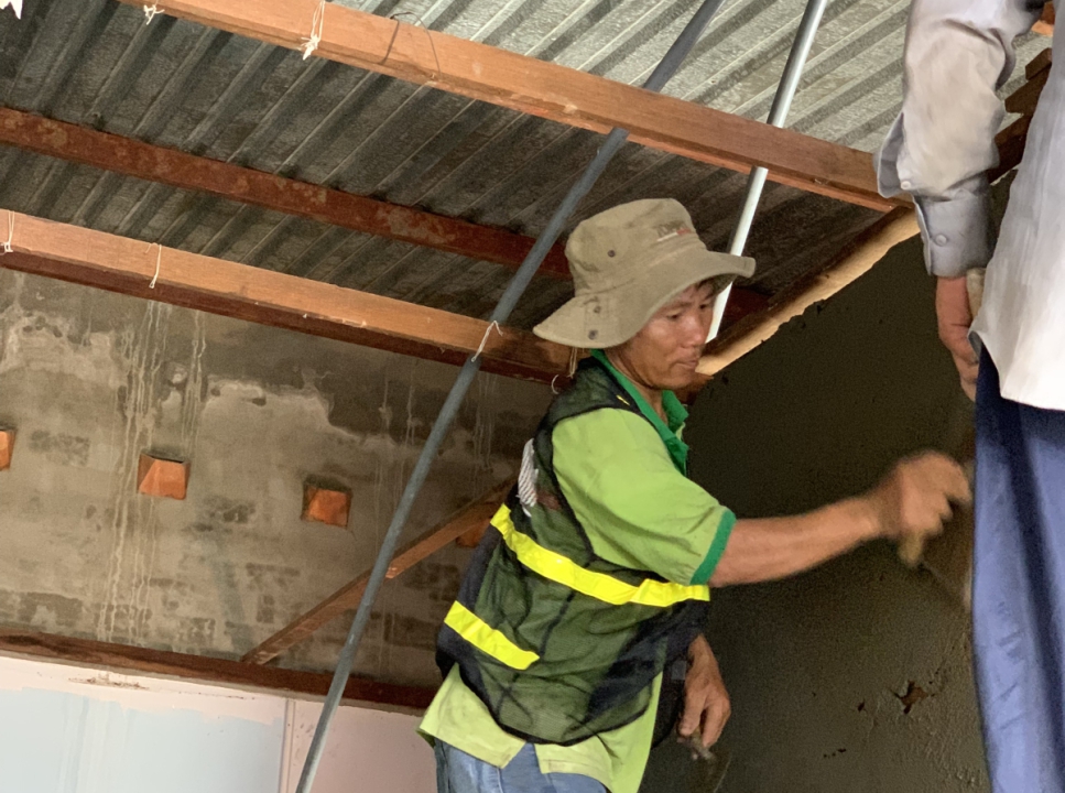 KHỞI CÔNG: LÊ VĂN PHAN